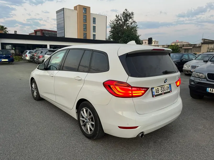 Rent a car in Tirana