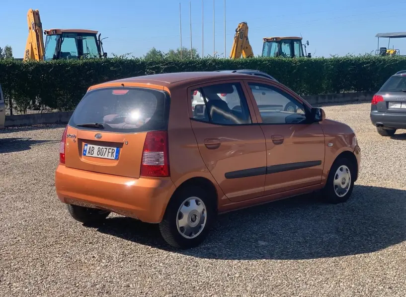 Rent a car in Tirana