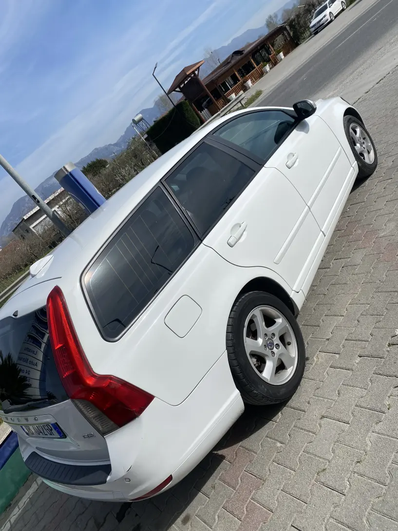 Auto mieten in Tirana