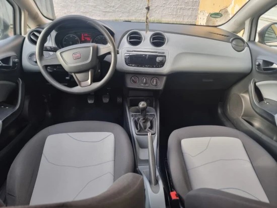 2012 Seat Ibiza in Tirana mieten