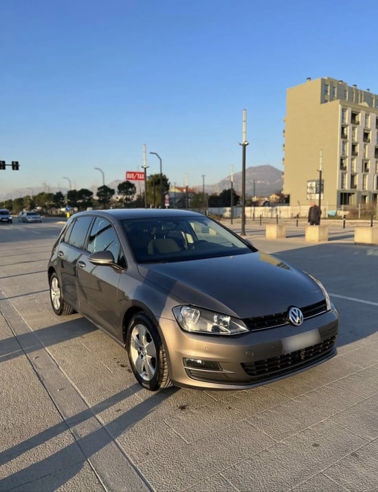 Rent a 2014 Volkswagen Golf 7 in Tirana