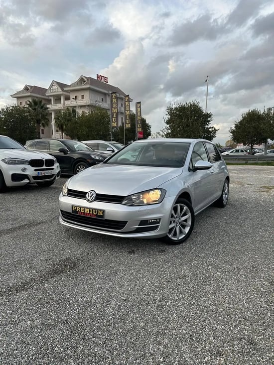 Rent a 2015 Volkswagen Golf 7 in Tirana