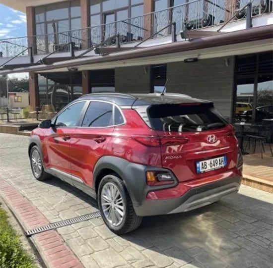 Wynajmij Hyundai Kona z 2021 roku w Tirana
