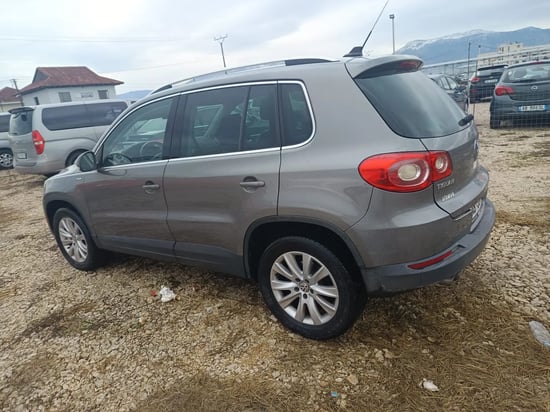 2010 Volkswagen Tiguan in Tirana mieten