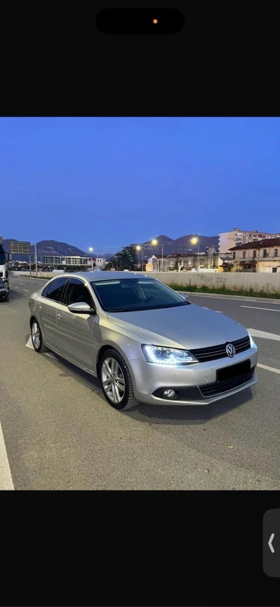 2013 Volkswagen Jetta in Tirana mieten
