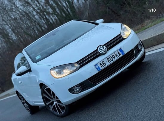 Wynajmij Volkswagen Golf (All) z 2013 roku w Tirana
