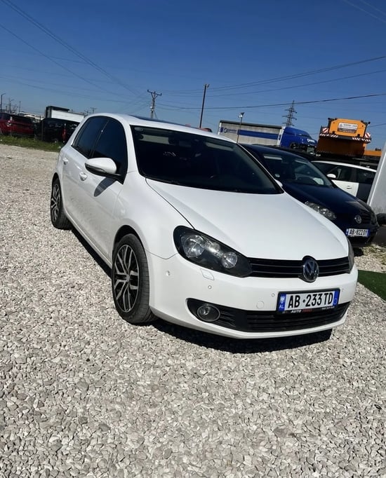 2012 Volkswagen Golf 6 in Tirana mieten