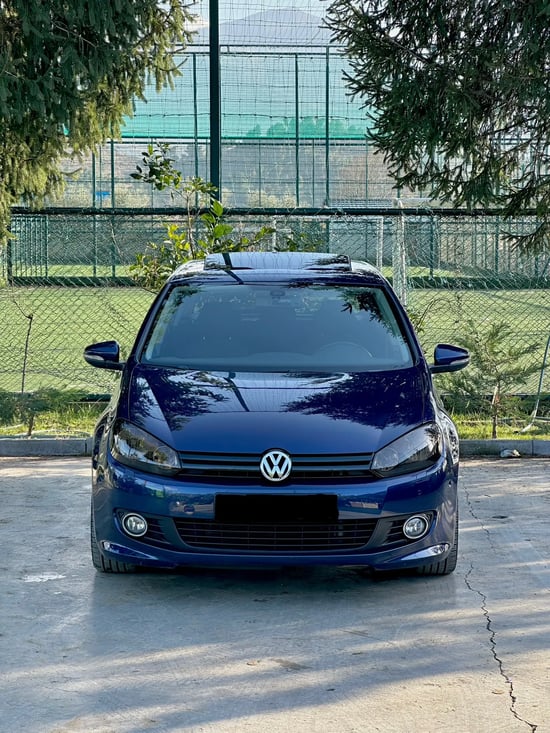 Rent a 2012 Volkswagen Golf 6 in Elbasan