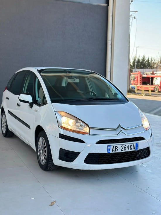 2009 Citroën C4 Picasso in Tirana mieten