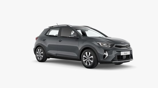 Louer une Kia Stonic de l'année 2023 à Tirana