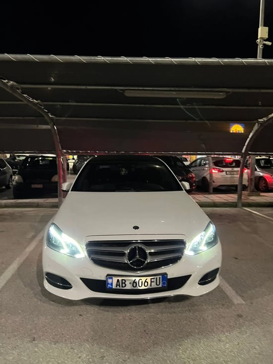 2015 Mercedes-Benz E 250 in Vlorë mieten