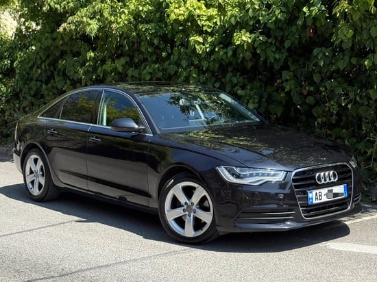 Noleggia una Audi A6 dell'anno 2016 a Tirana