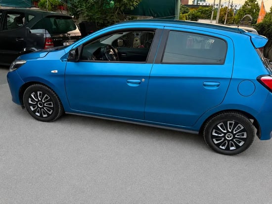 Alquila un 2020 Mitsubishi Space Star en Tirana