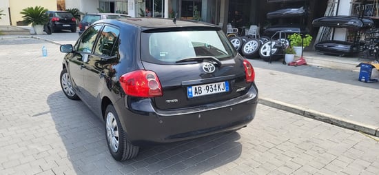 Rent a 2009 Toyota Auris in Tirana