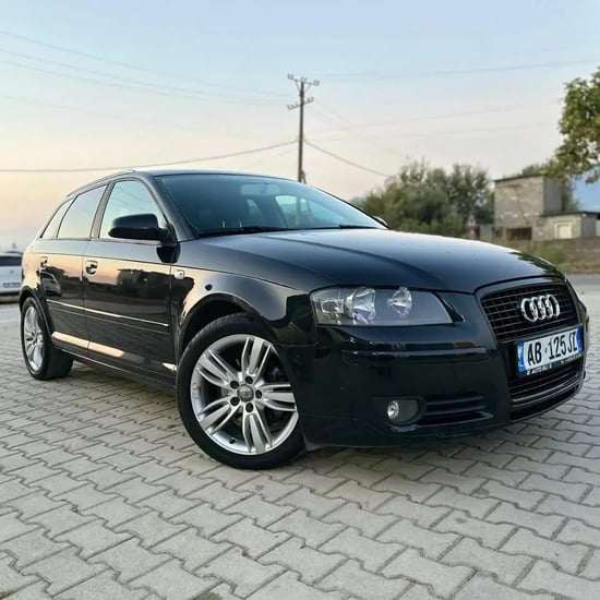 Alquila un 2010 Audi A3 en Tirana