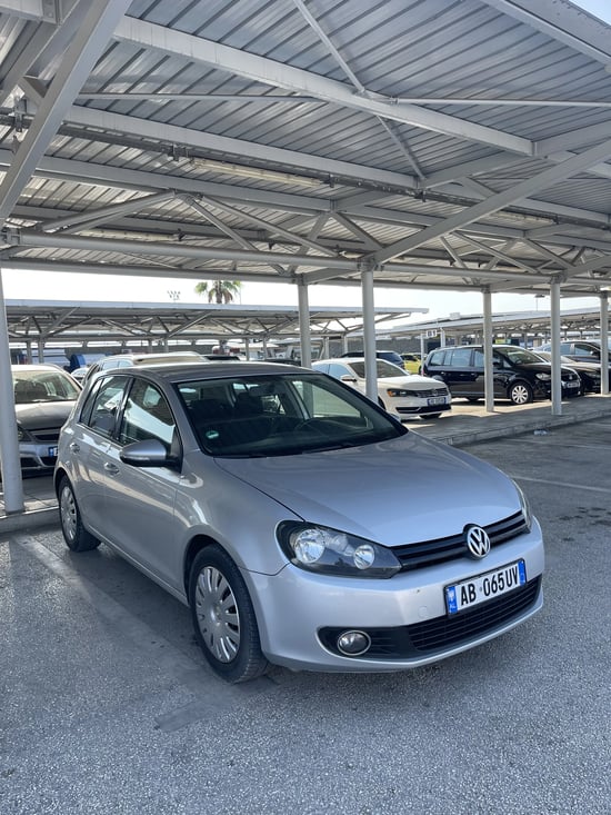 2011 Volkswagen Golf 6 in Tirana mieten