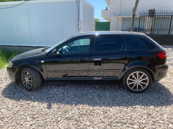 Merrni me qira një Audi A3 të vitit 2009 në Tirana