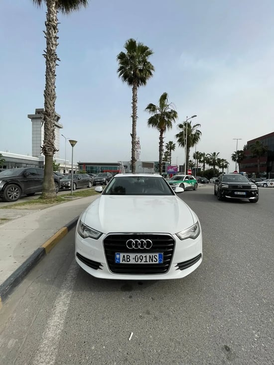 Merrni me qira një Audi A6 të vitit 2014 në Tirana