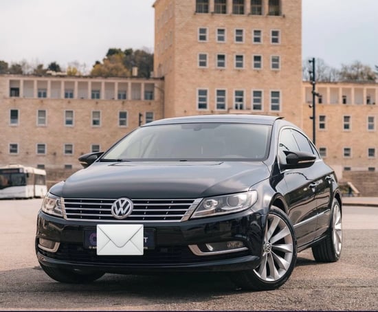 Wynajmij Volkswagen Passat CC z 2013 roku w Tirana