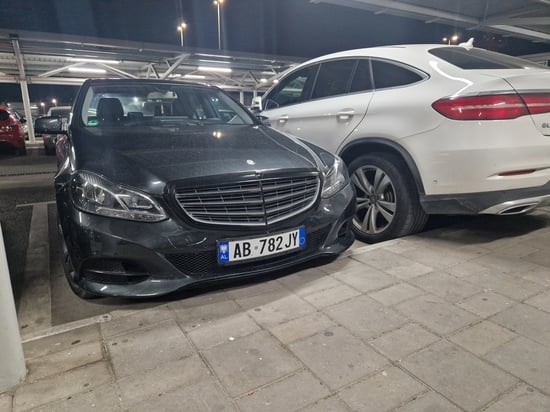 2014 Mercedes-Benz E 220 in Tirana mieten