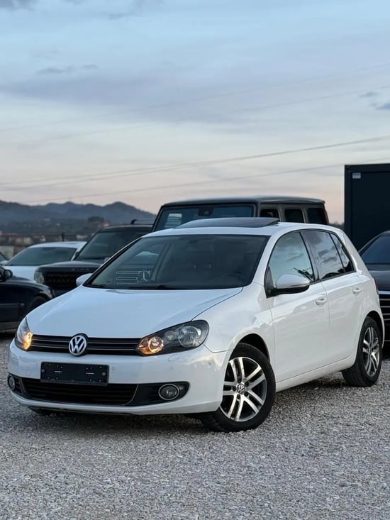 2010 Volkswagen Golf 6 in Tirana mieten