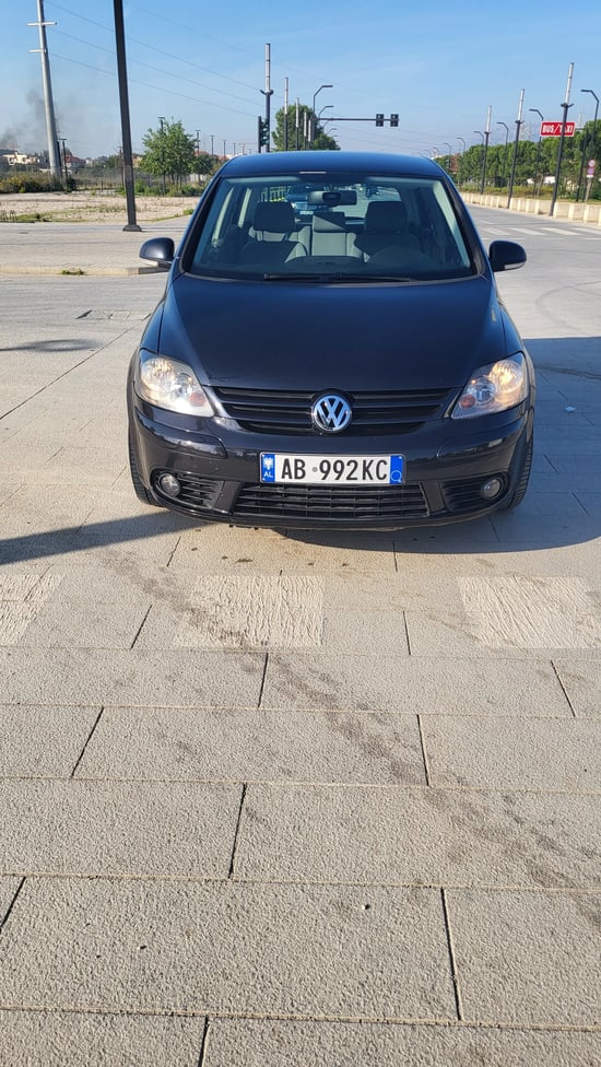 2007 Volkswagen Golf Plus in Tirana mieten