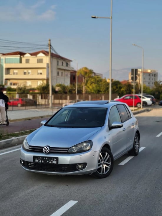 2013 Volkswagen Golf 6 in Tirana mieten