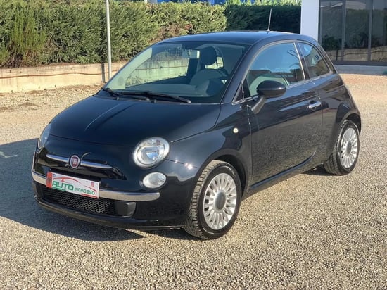 Alquila un 2014 Fiat 500 en Tirana
