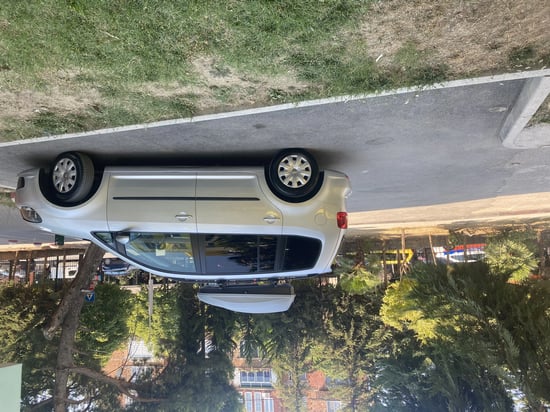 Rent a 2012 Volkswagen Touran in Tirana