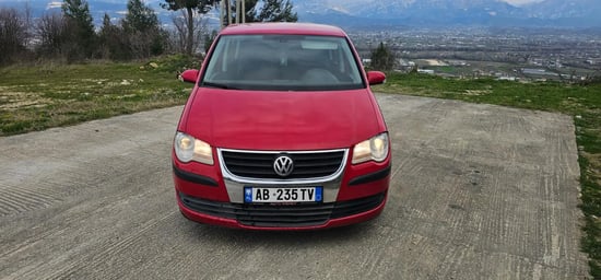 2008 Volkswagen Touran in Tirana mieten