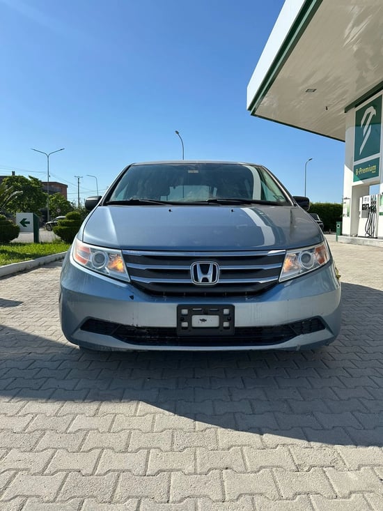 Noleggia una Hyundai Other dell'anno 2013 a Tirana