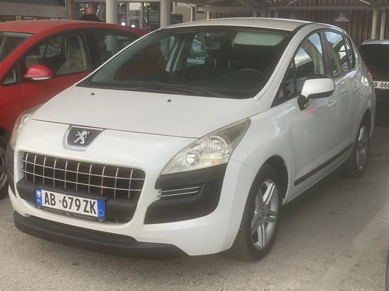 2010 Peugeot 3008 in Tirana mieten