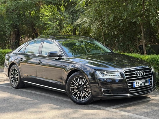 2016 Audi A8 in Tirana mieten