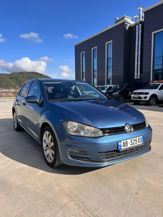 2014 Volkswagen Golf 7 in Tirana mieten