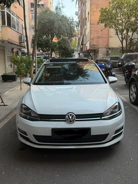 Rent a 2015 Volkswagen Golf 7 in Tirana