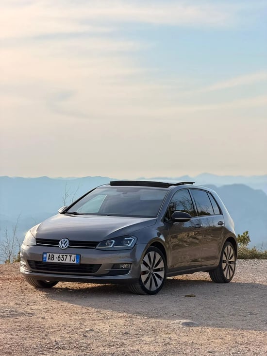 2015 Volkswagen Golf 7 in Tirana mieten