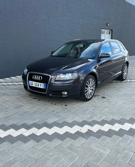Alquila un 2009 Audi A3 en Tirana