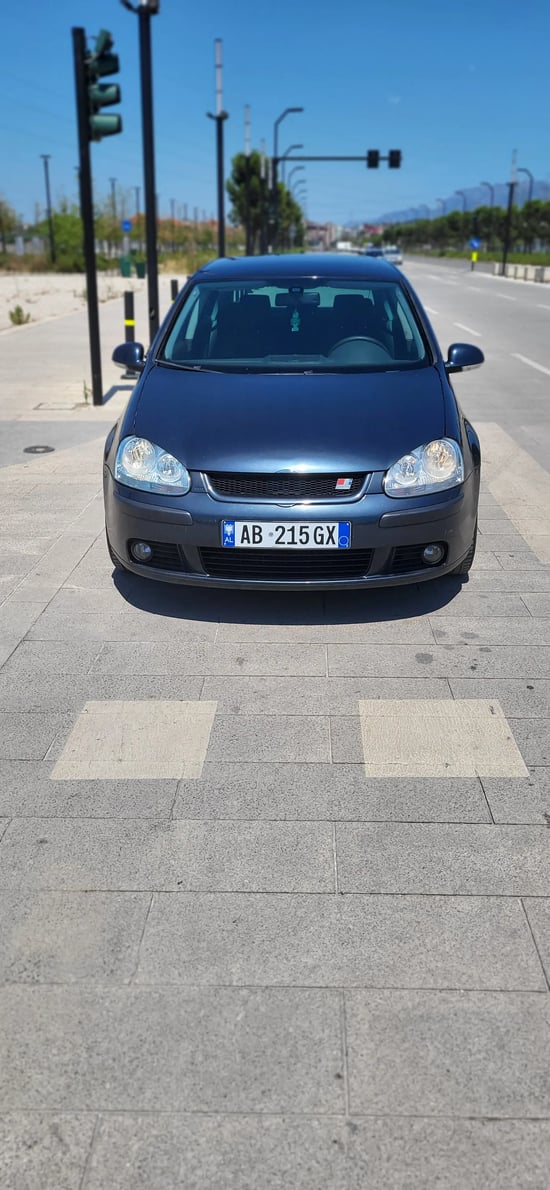 2006 Volkswagen Golf 5 in Tirana mieten