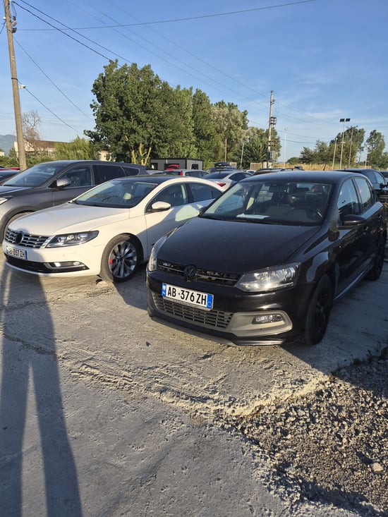 2015 Volkswagen Polo in Tirana mieten