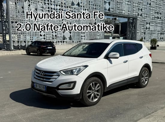 Alquila un 2014 Hyundai Santa Fe en Tirana