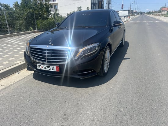 Alquila un 2017 Mercedes-Benz S 350 en Tirana
