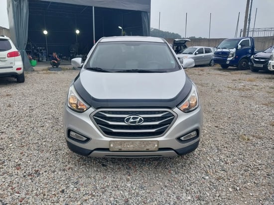 Louer une Hyundai Tucson de l'année 2015 à Tirana
