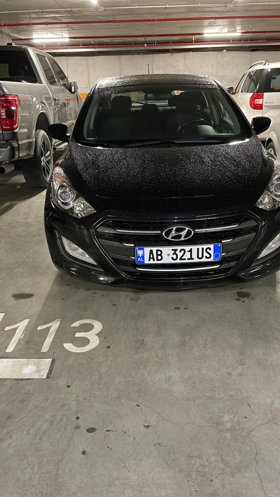 Alquila un 2016 Hyundai i30 en Tirana