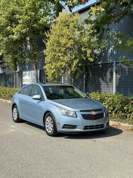 2010 Chevrolet Cruze in Tirana mieten