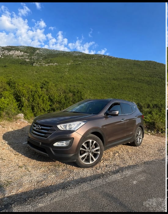 Louer une Hyundai Grand Santa Fe de l'année 2015 à Tirana