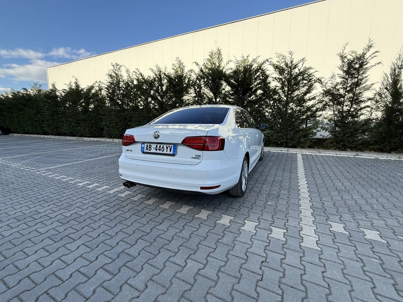 Rent a car in Tirana