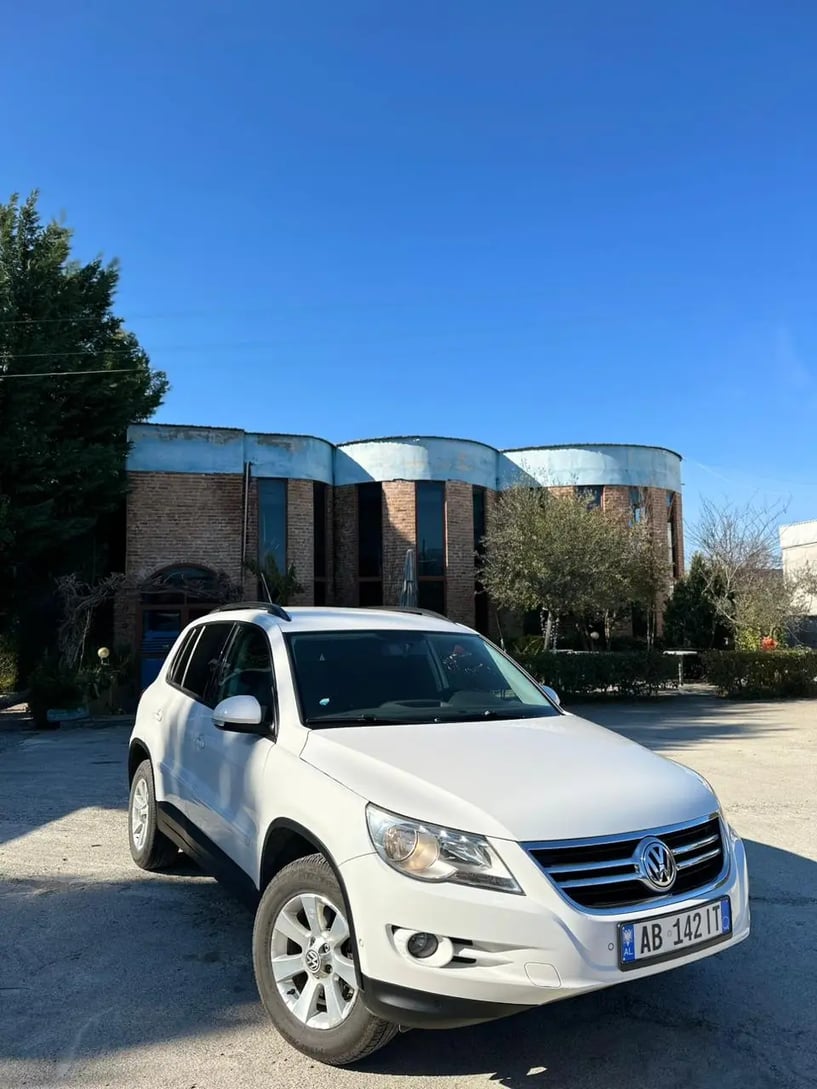 Rent a car in Tirana