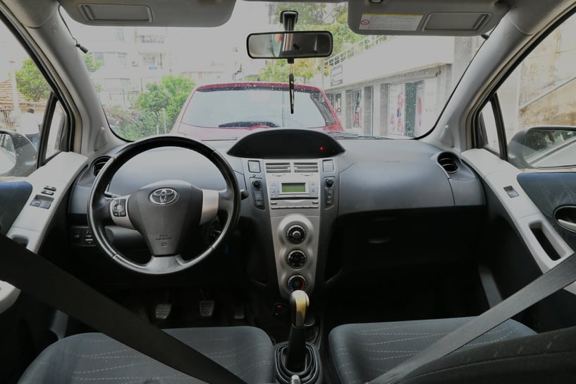 Rent a car in Sarandë