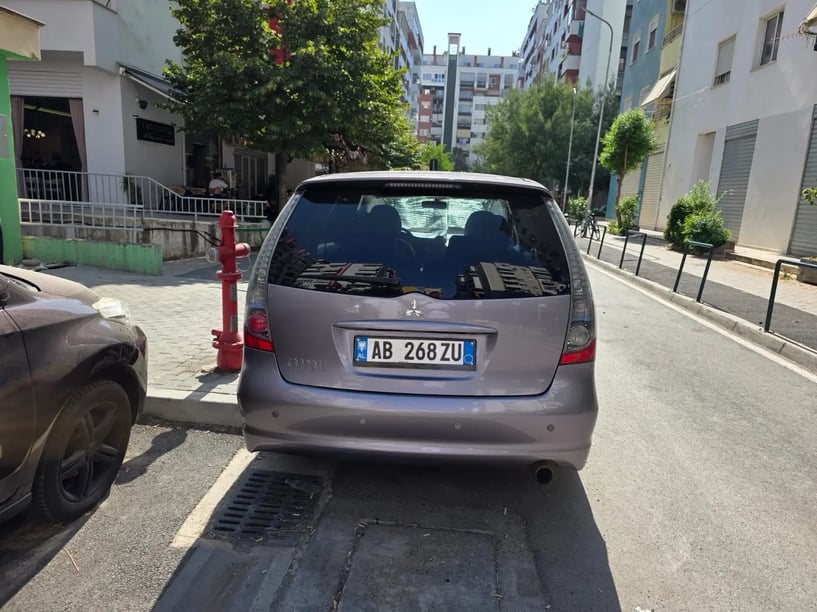 Wynajmij samochód w Tirana