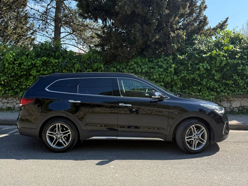 Rent a car in Tirana